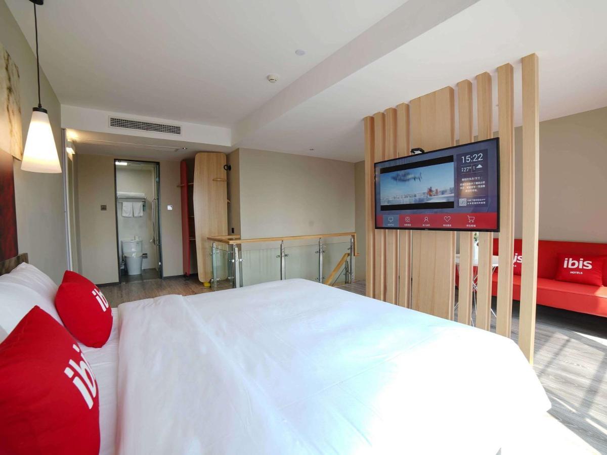 Отель Ibis Chengdu High Tech Electronics Tianfu Software Park Экстерьер фото
