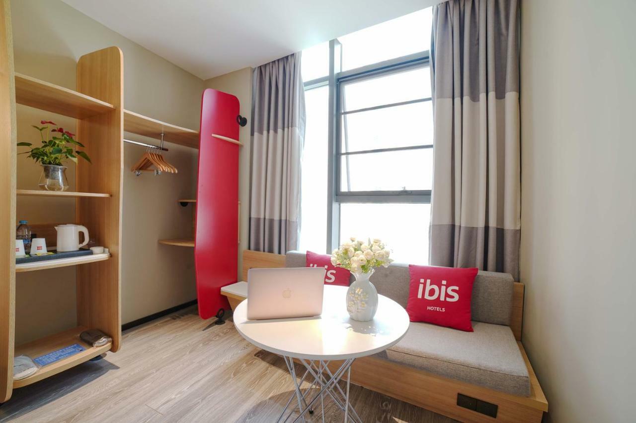 Отель Ibis Chengdu High Tech Electronics Tianfu Software Park Экстерьер фото